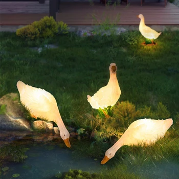 Zunanji travnik svetlobo žareče umetno živali svetlobe raca svetlobe villa dvorišču