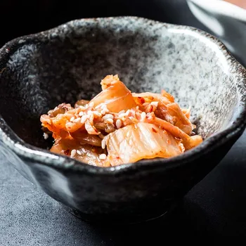 Ustvarjalne Japonski slog majhne jedi, nepravilnih oblik jedi, restavracija keramična posoda, stran jedi, začinjanje jedi, seasoni