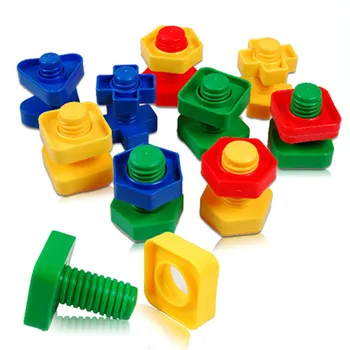 VROČE PRODAJO 5 Nastavite Vijak gradniki Plastičnih Vstavite Bloki Matica Obliko Igrače za Otroke, Izobraževalne Igrače Montessori Obsega Modele