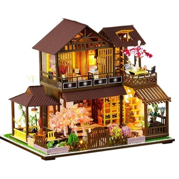 DIY Lesene Japonski Casa Lutka Hiše Miniaturne Zgradbe Kompleti s Pohištvom Led Luči Lutke Igrače za Dekleta Rojstni dan Darila